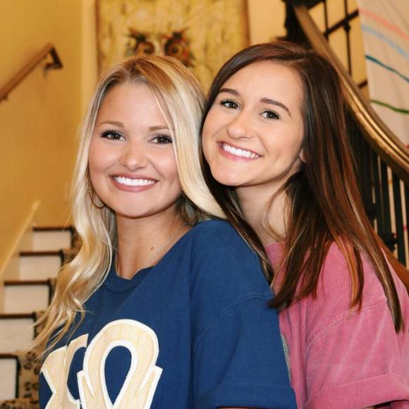 Meet your Posher, Amanda - Picture 1 of 1